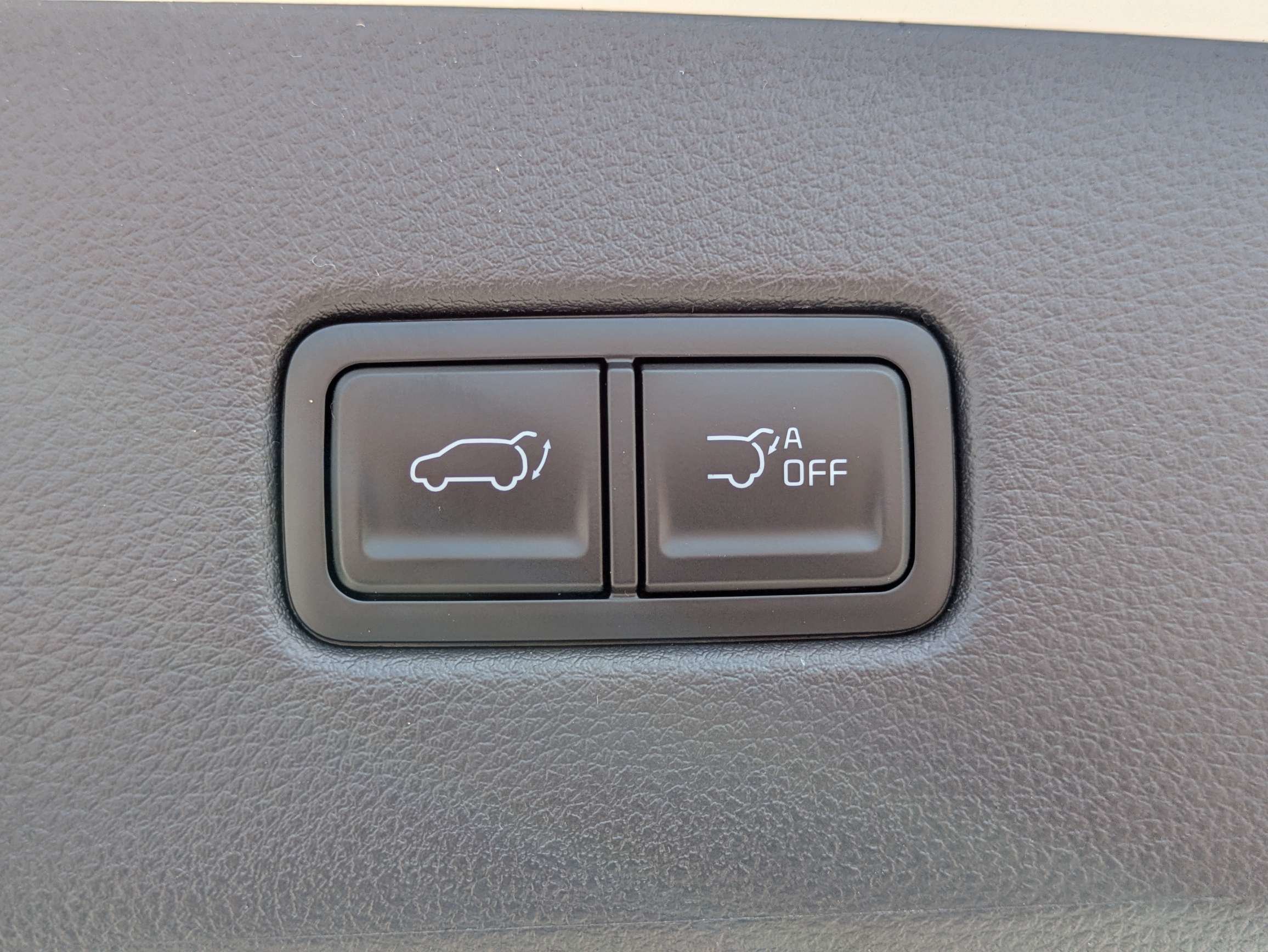 New 2026 Kia Carnival EX FWD image 15