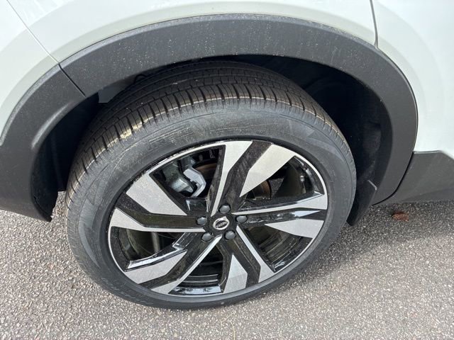 New 2026 Volvo XC40 B5 Ultra w/ Protection Package Premier AWD/4WD image 16