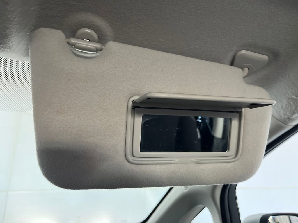 Used 2017 Nissan Leaf SV image 82