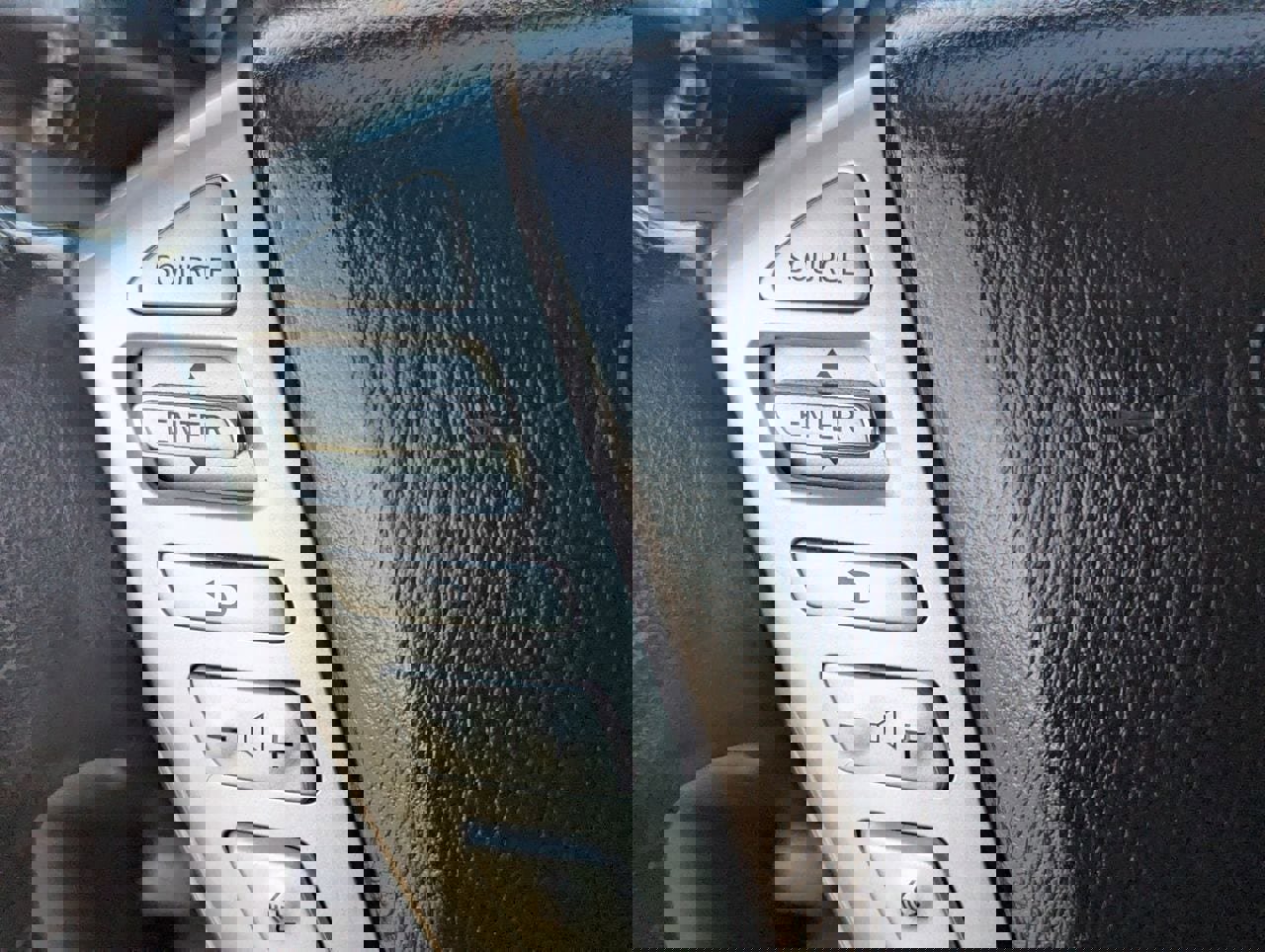 Used 2016 INFINITI QX80 2WD w/ Deluxe Technology Package image 29