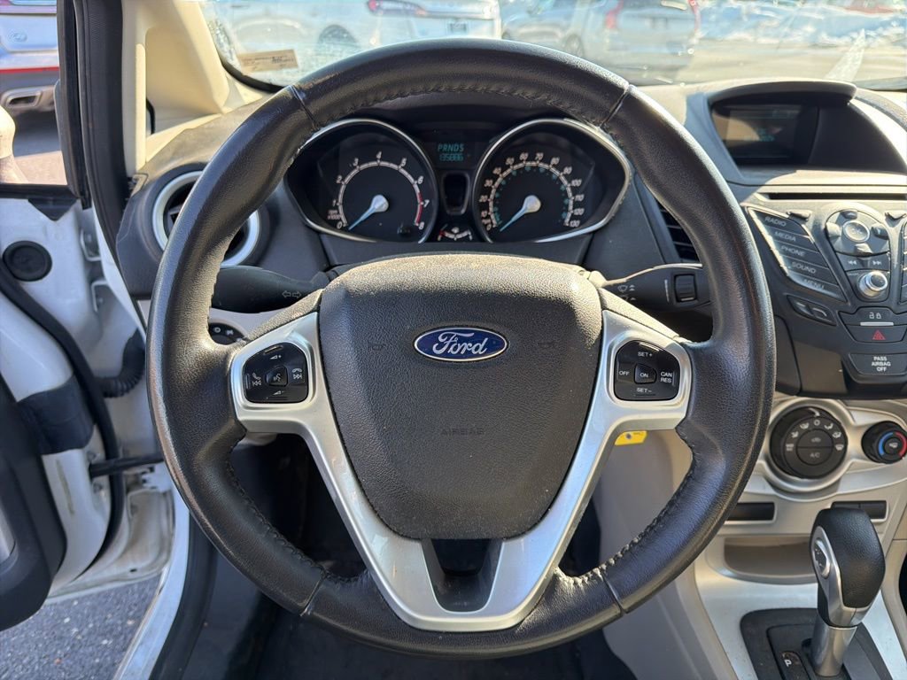 Used 2016 Ford Fiesta SE image 25