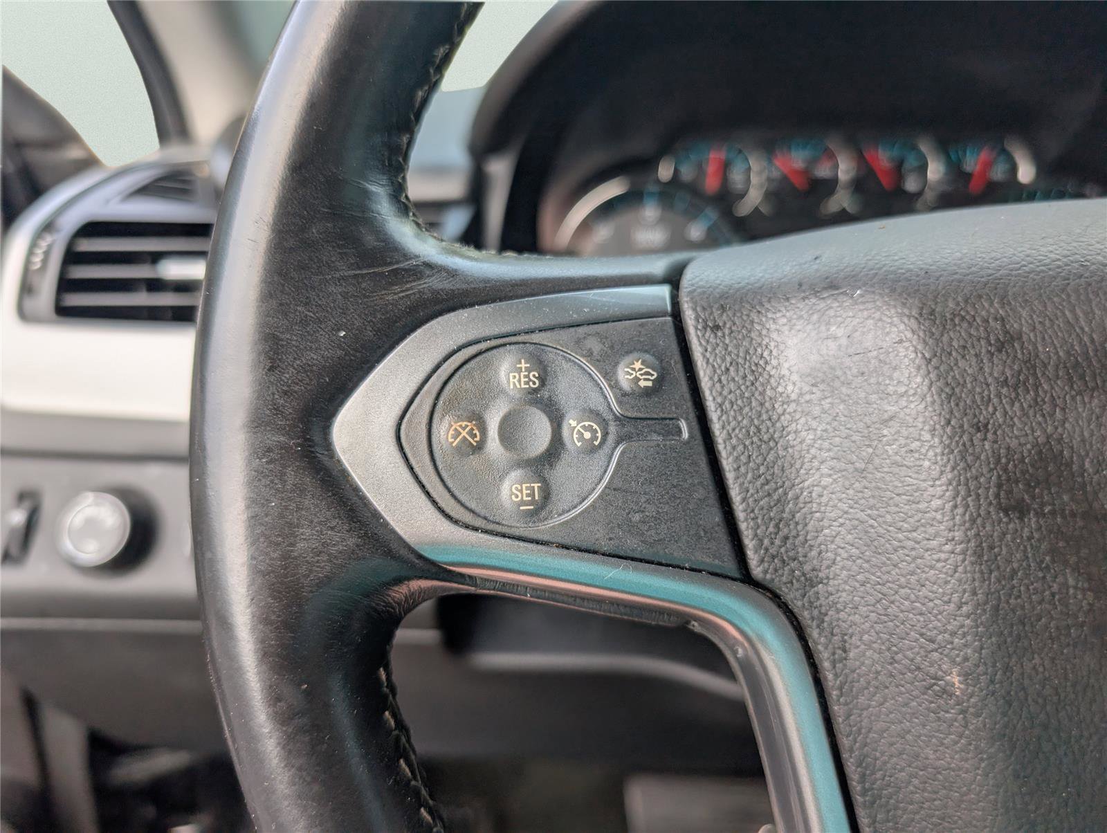 Used 2017 Chevrolet Tahoe LT image 26