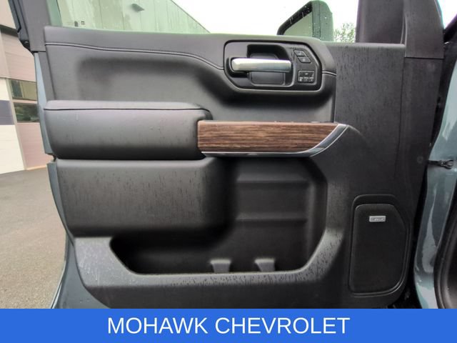 Certified 2020 Chevrolet Silverado 2500 High Country w/ Technology Package AWD/4WD image 23