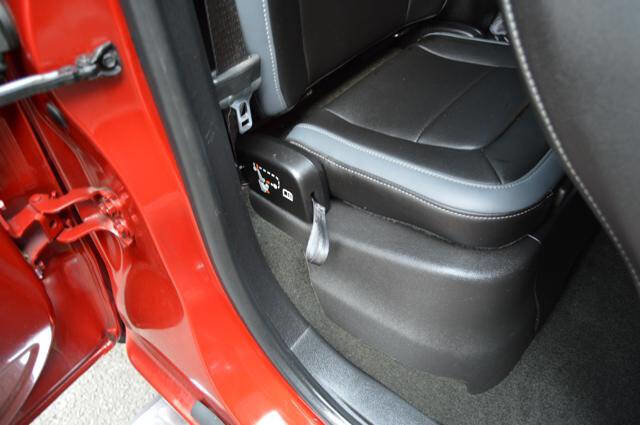 Used 2015 Chevrolet Colorado Z71 image 47