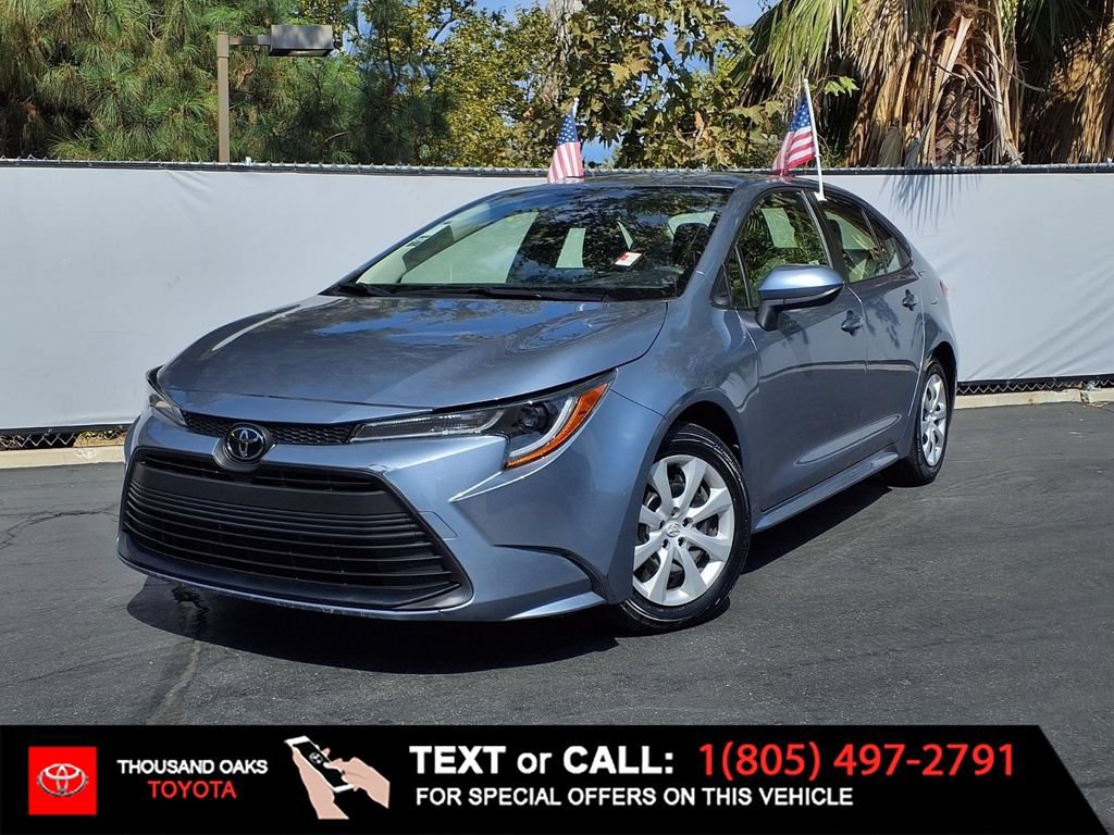 Used 2023 Toyota Corolla LE w/ Carpet Mat Package (TMS) FWD image 1