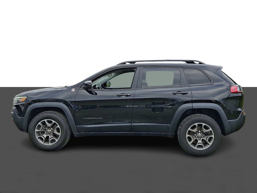 Used 2022 Jeep Cherokee Trailhawk image 4