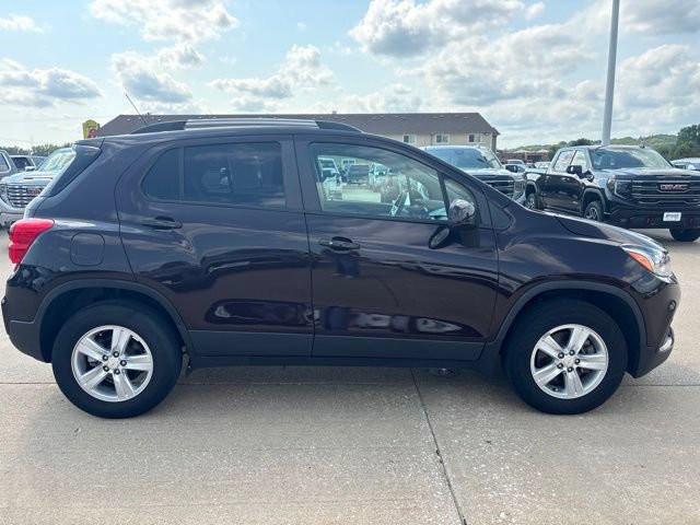 Used 2022 Chevrolet Trax LT w/ LT Convenience Package AWD/4WD video 2