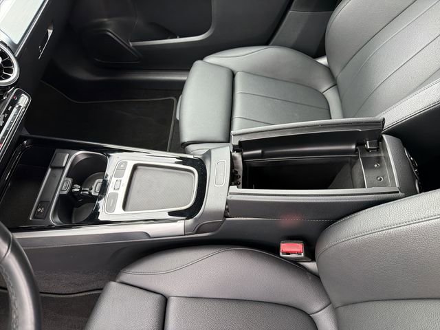 Used 2025 Mercedes-Benz GLB 250 image 22