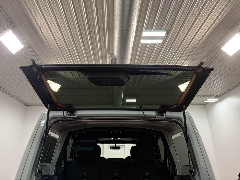 Used 2023 Jeep Wrangler Unlimited Rubicon w/ Cold Weather Group image 75