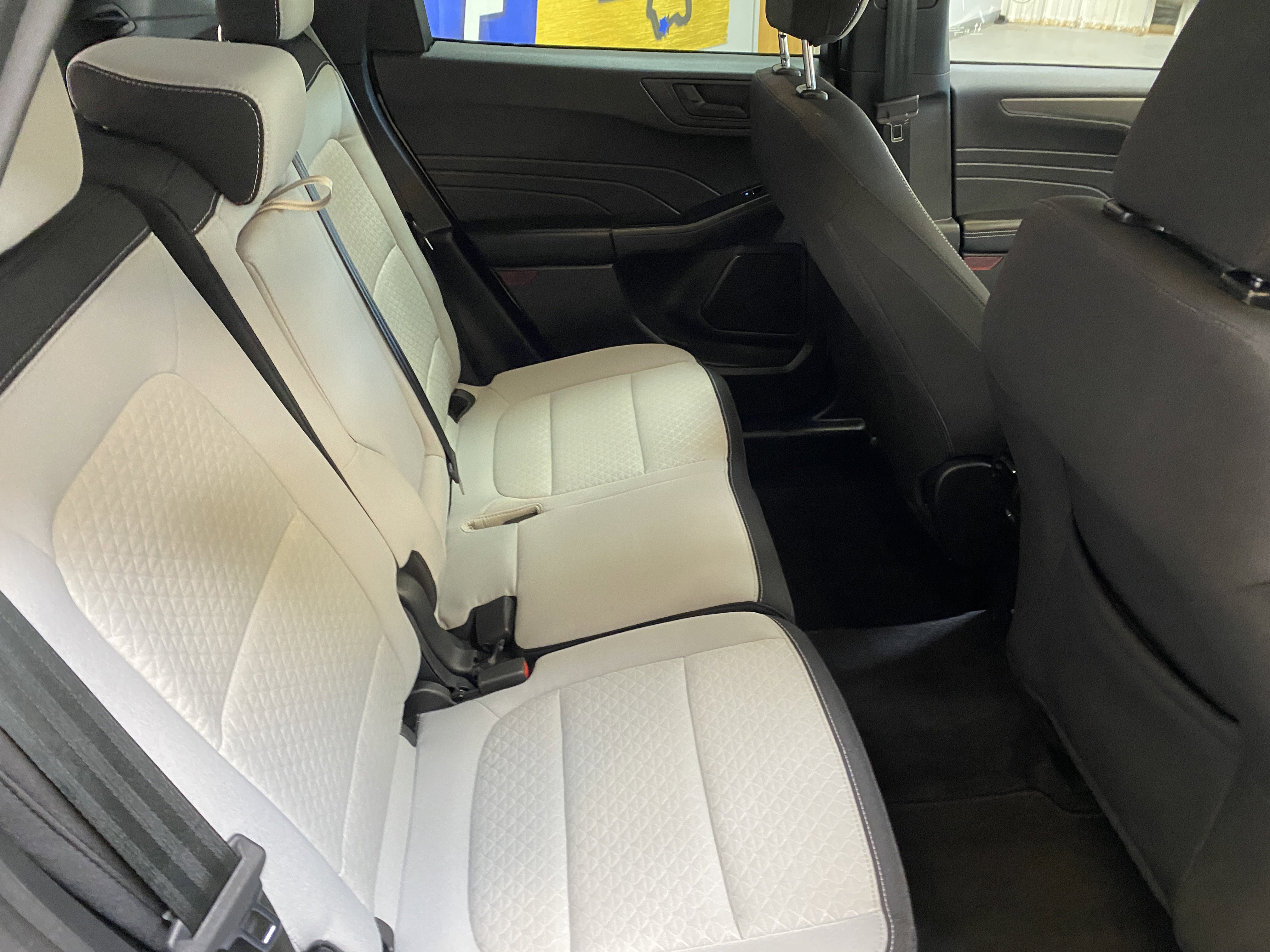 Used 2025 Ford Escape Active image 27