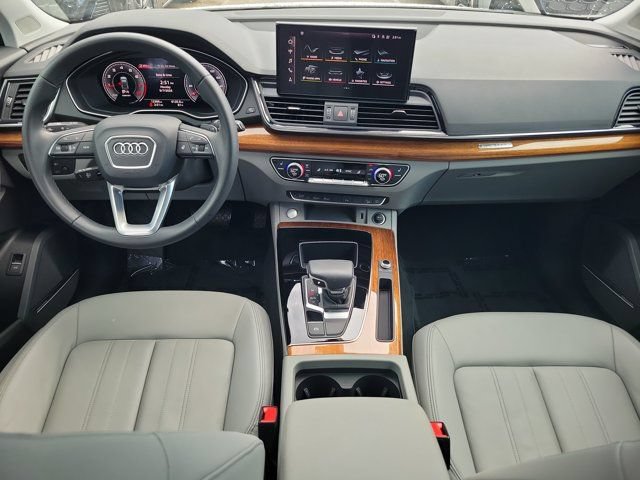 Used 2023 Audi Q5 2.0T Premium Plus w/ Premium Plus Package AWD/4WD video 2