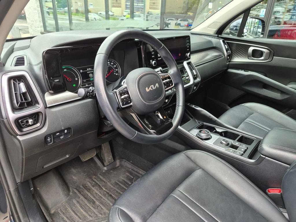 Certified 2023 Kia Sorento EX AWD/4WD image 14