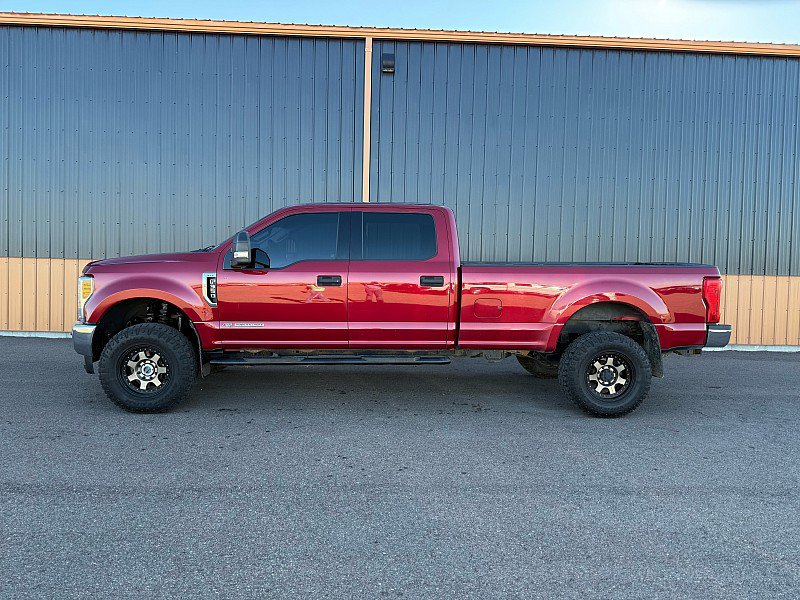 Used 2018 Ford F350 XLT image 4