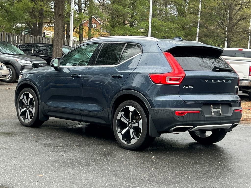 Used 2019 Volvo XC40 T5 Inscription image 5