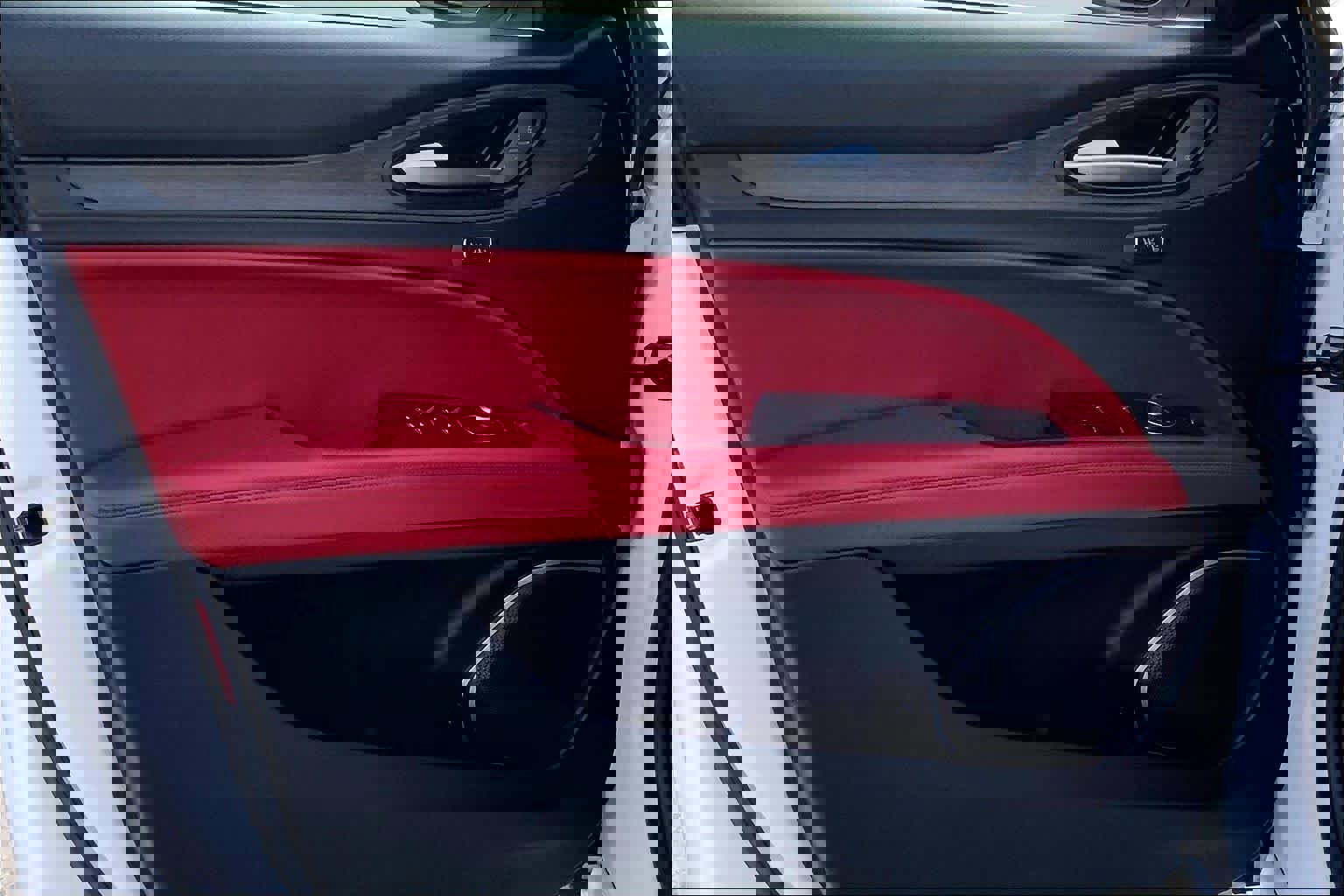 Used 2021 Alfa Romeo Stelvio Ti w/ Nero Edizione image 21