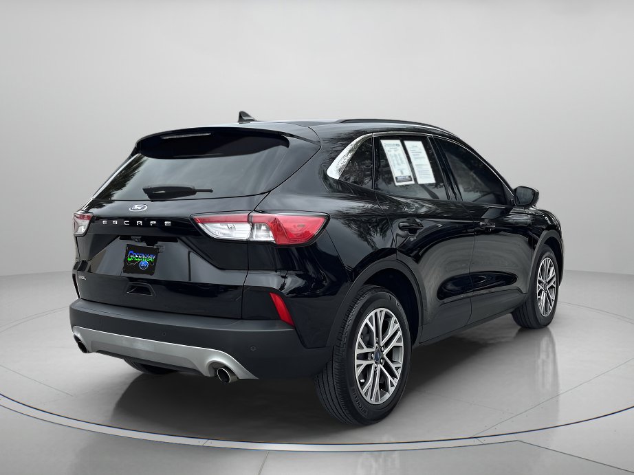Used 2022 Ford Escape SEL image 3