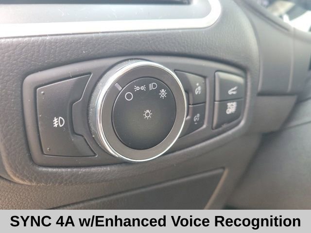 Used 2024 Ford Edge Titanium image 6