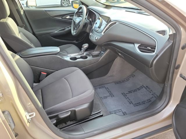 Used 2024 Chevrolet Malibu LT image 14