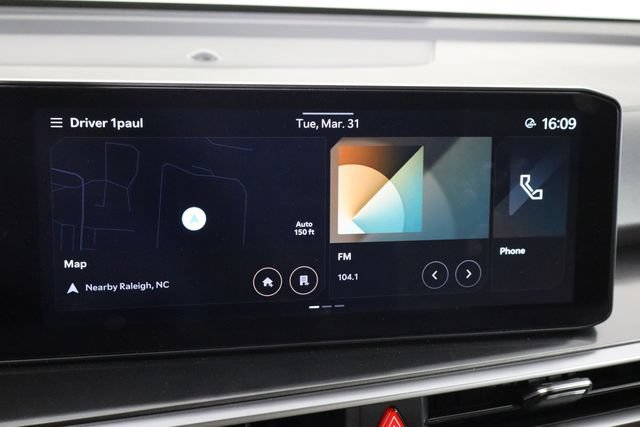 Certified 2025 Kia Sorento EX FWD image 33