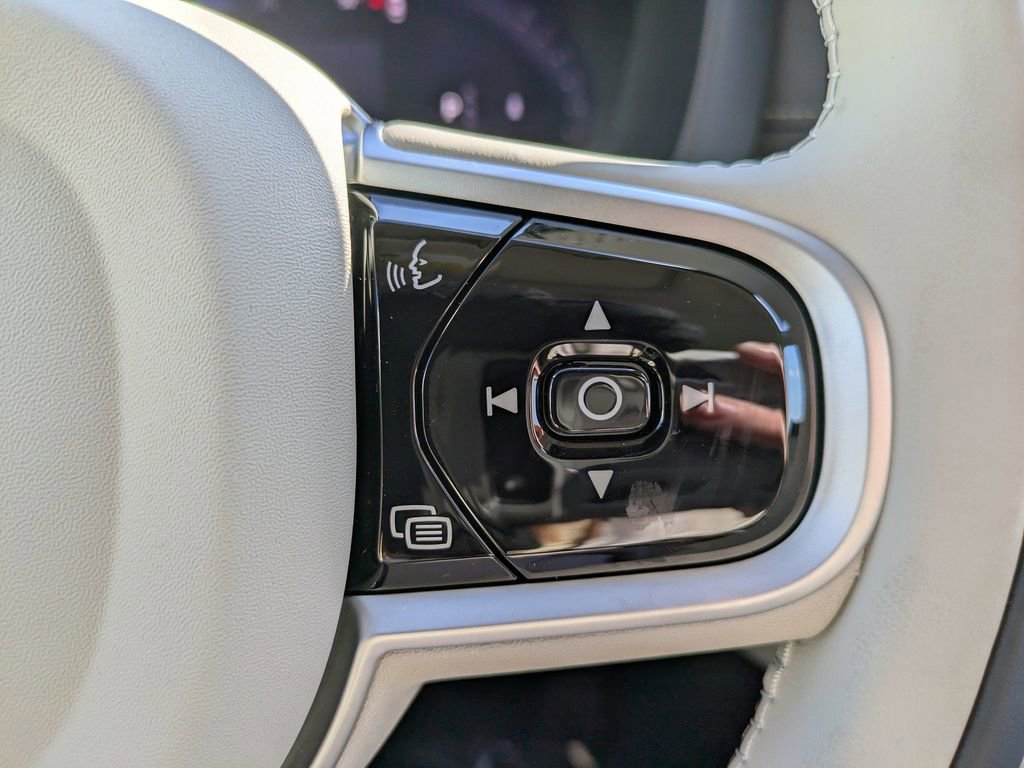 New 2026 Volvo XC60 B5 Ultra w/ Protection Package Premier AWD/4WD image 26