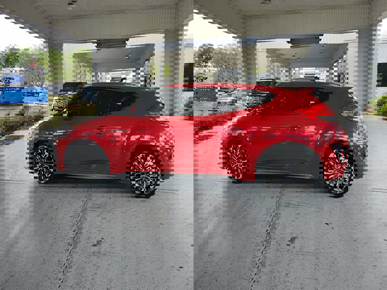 Used 2016 Hyundai Veloster Turbo w/ Option Group 04 image 2