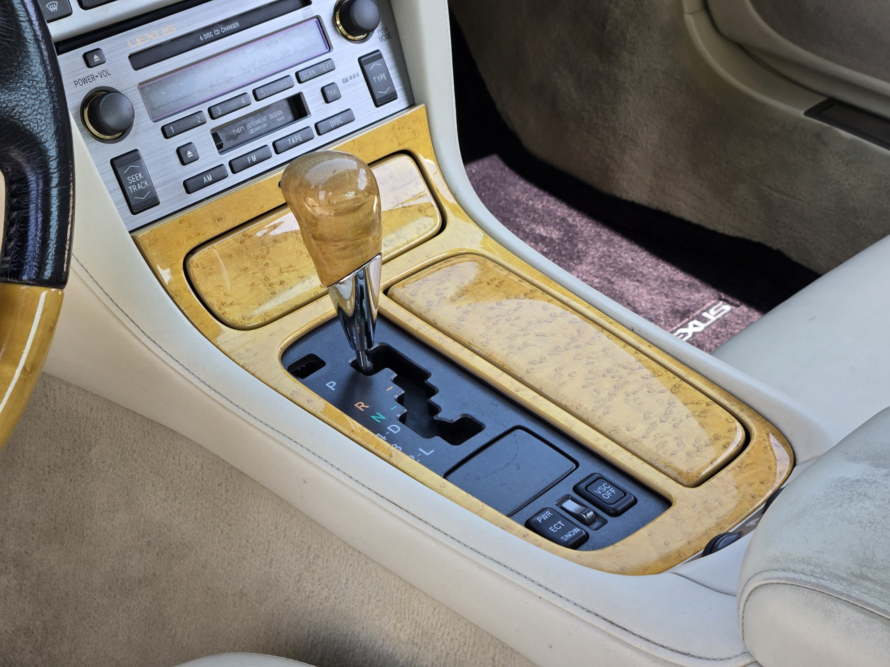 Used 2005 Lexus SC 430 Convertible RWD image 18