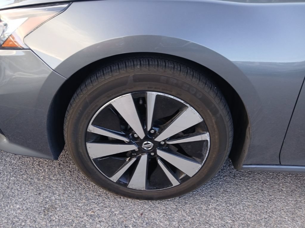 Used 2019 Nissan Altima 2.5 SL FWD image 3