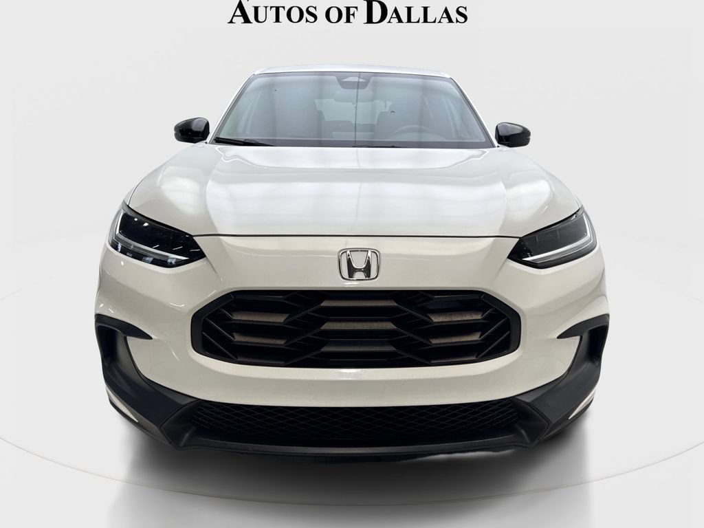 Used 2023 Honda HR-V Sport image 3