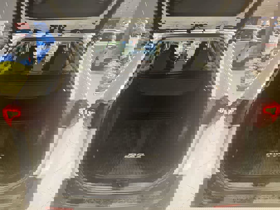 Used 2021 Toyota RAV4 XLE w/ Convenience Package image 23