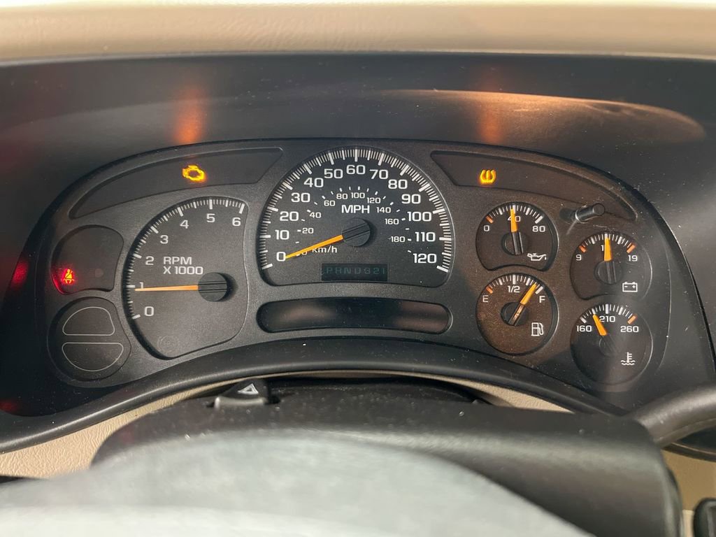 Used 2004 GMC Yukon SLT w/ 1SD Preferred Equipment Group image 12