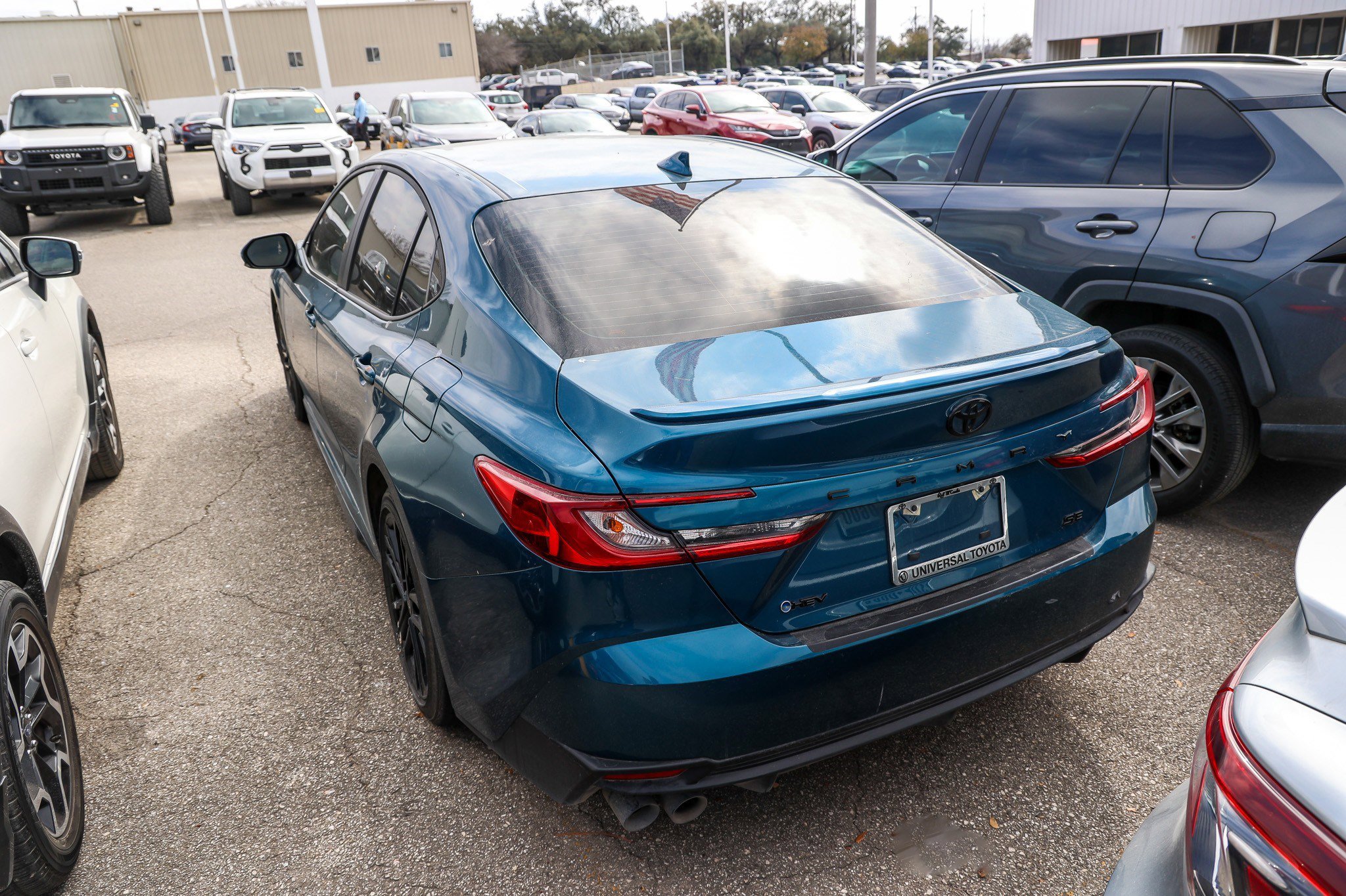 Certified 2025 Toyota Camry SE w/ Convenience Package image 9