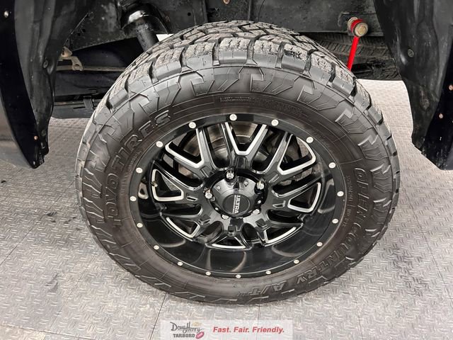 Used 2017 Toyota Tundra Platinum AWD/4WD image 21