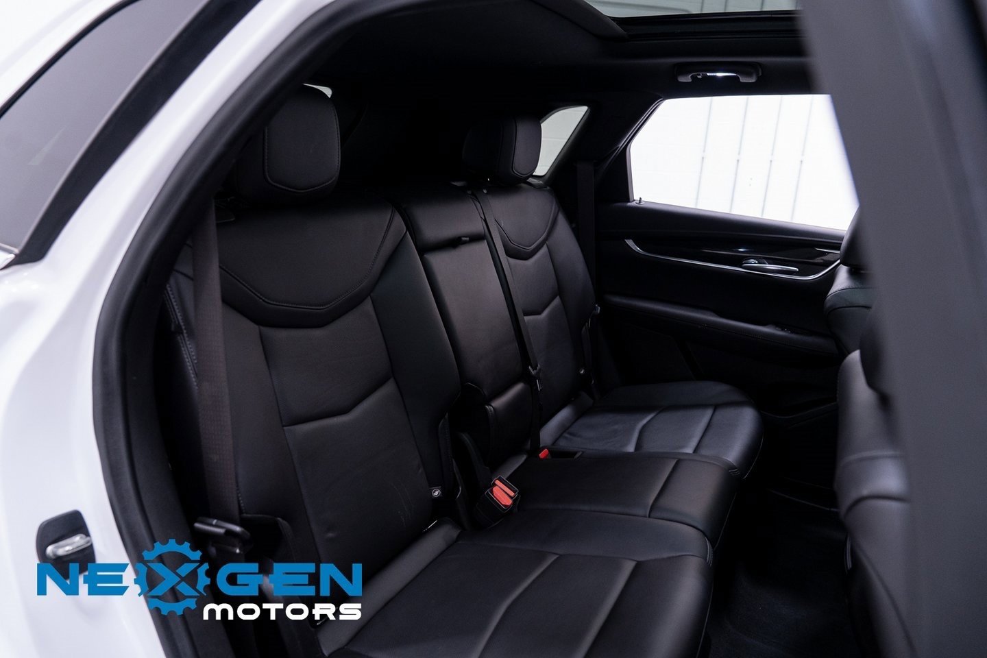 Used 2021 Cadillac XT5 Premium Luxury image 48