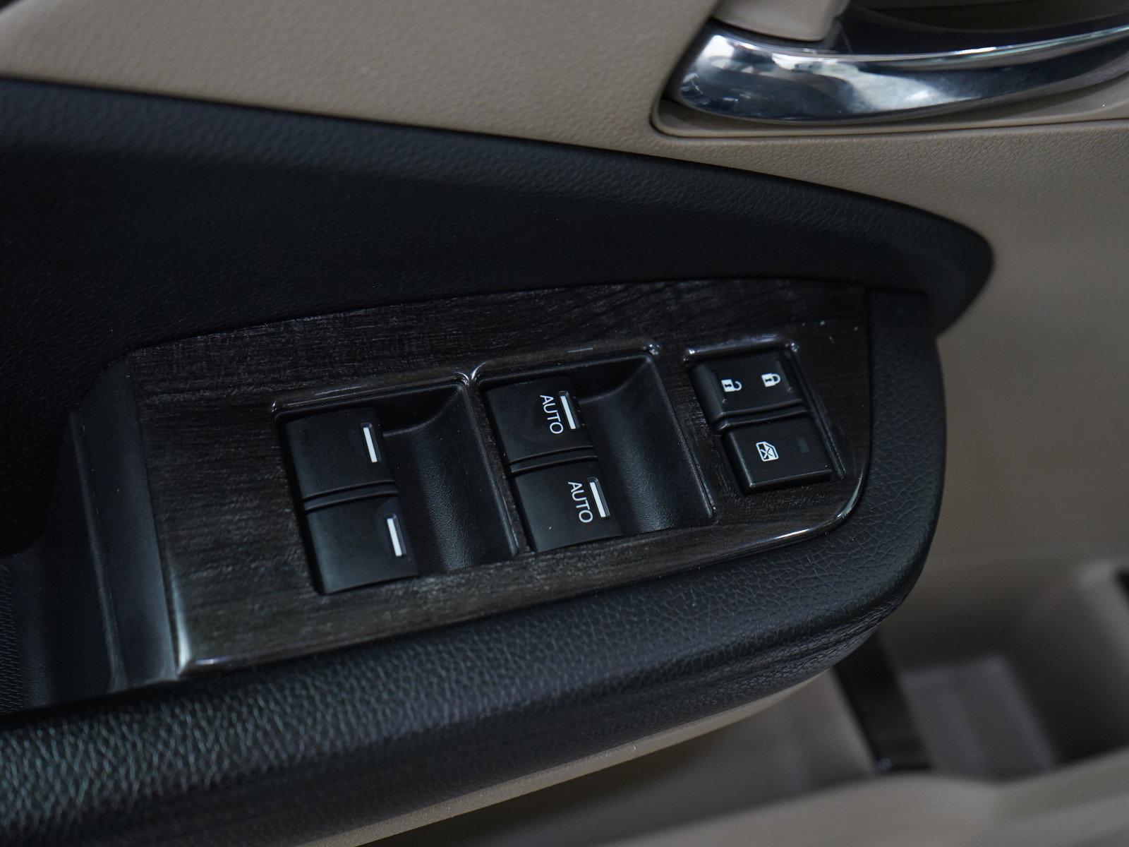 Used 2017 Honda Pilot EX-L image 21