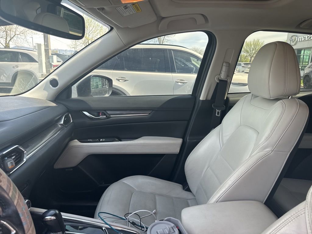 Used 2018 MAZDA CX-5 Grand Touring w/ Premium Package AWD/4WD image 3