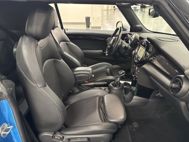 Used 2016 MINI Cooper S image 11