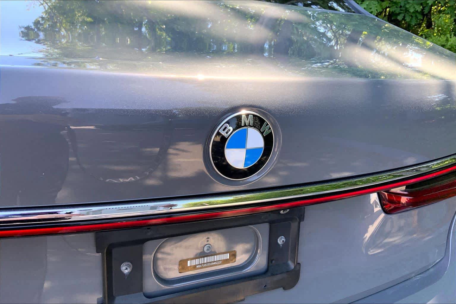 Used 2020 BMW 750i xDrive w/ Autobahn Package AWD/4WD image 29