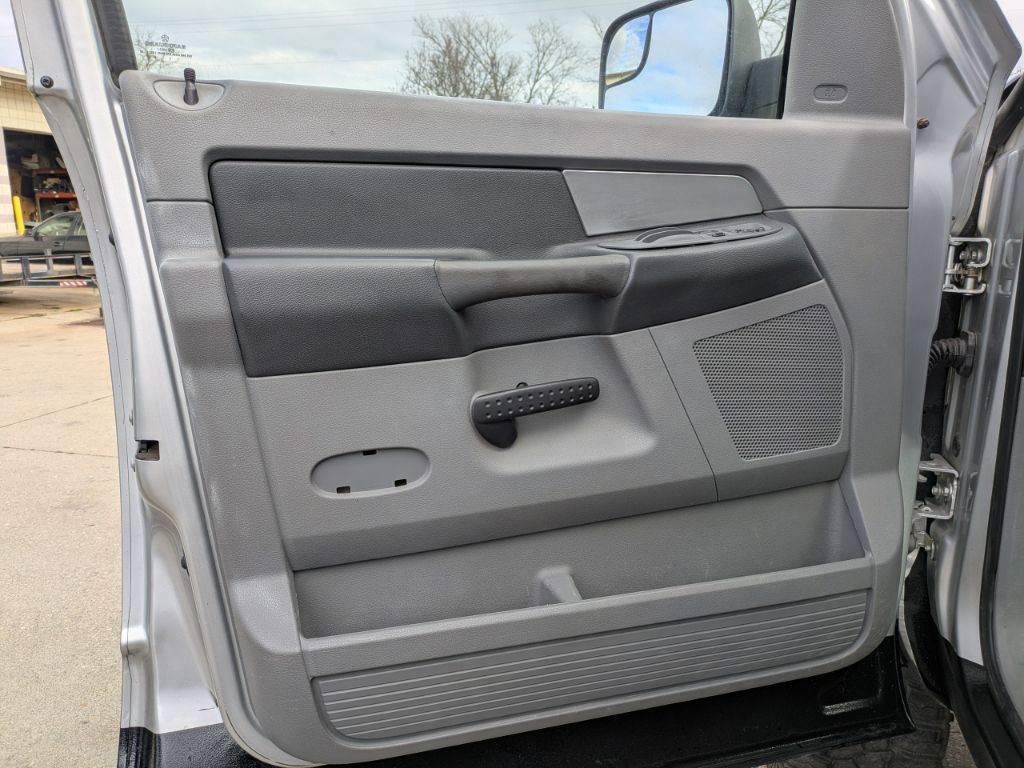 Used 2009 Dodge Ram 2500 Truck SLT w/ Trailer Tow Group image 15