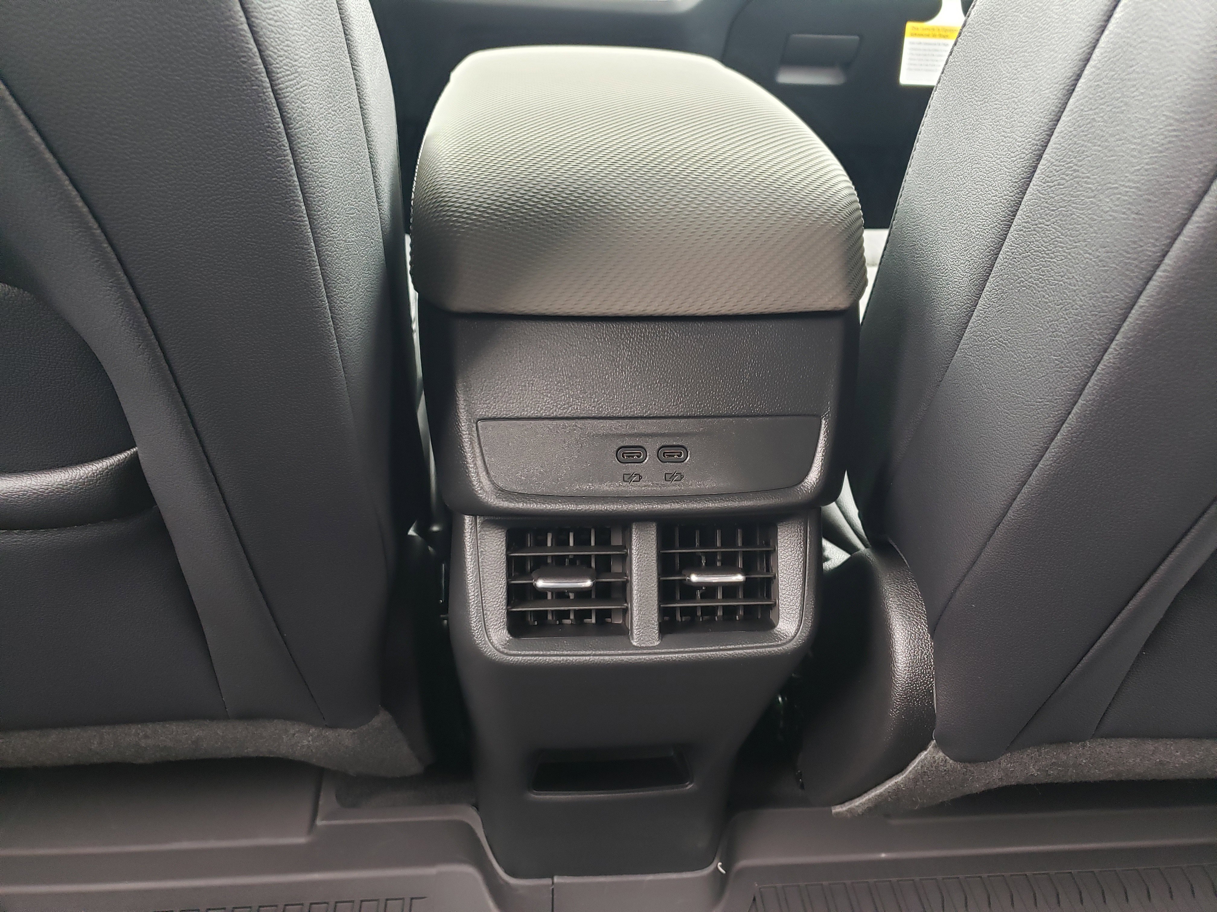 New 2026 Chevrolet Equinox LT image 33