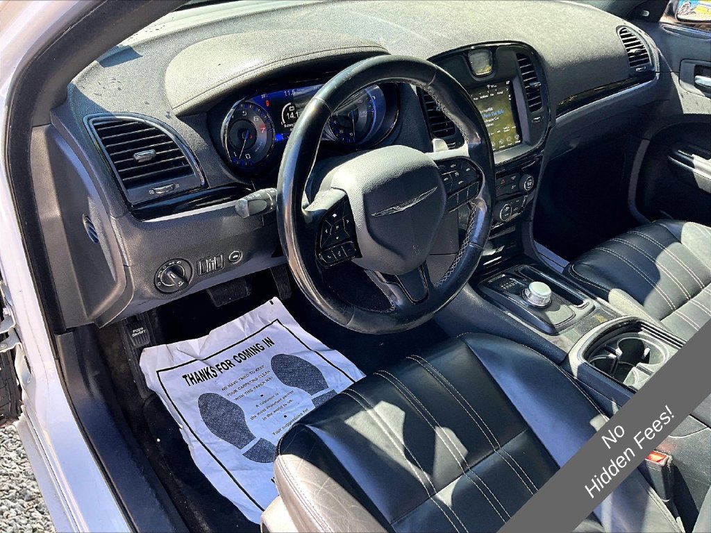 Used 2019 Chrysler 300 S RWD image 11