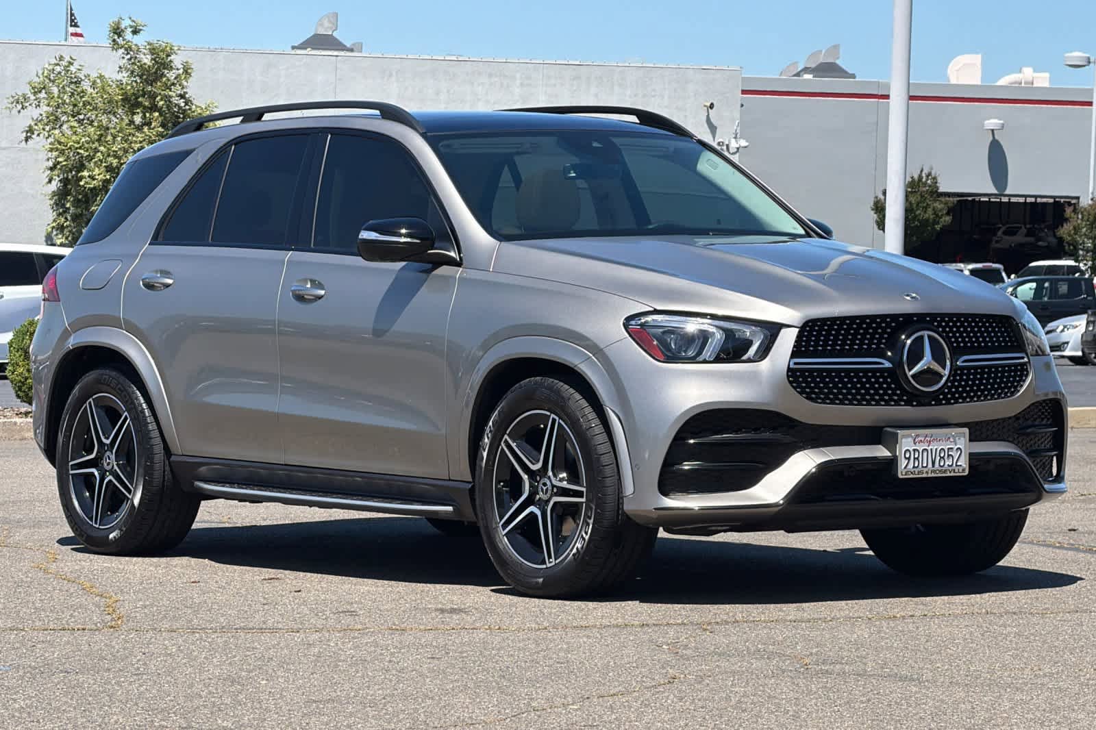 Used 2022 Mercedes-Benz GLE 350 4MATIC image 5
