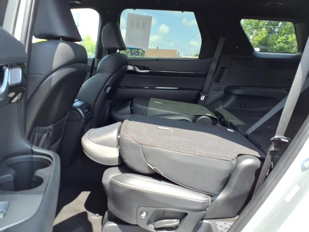 Used 2024 Hyundai Palisade Calligraphy AWD/4WD image 14