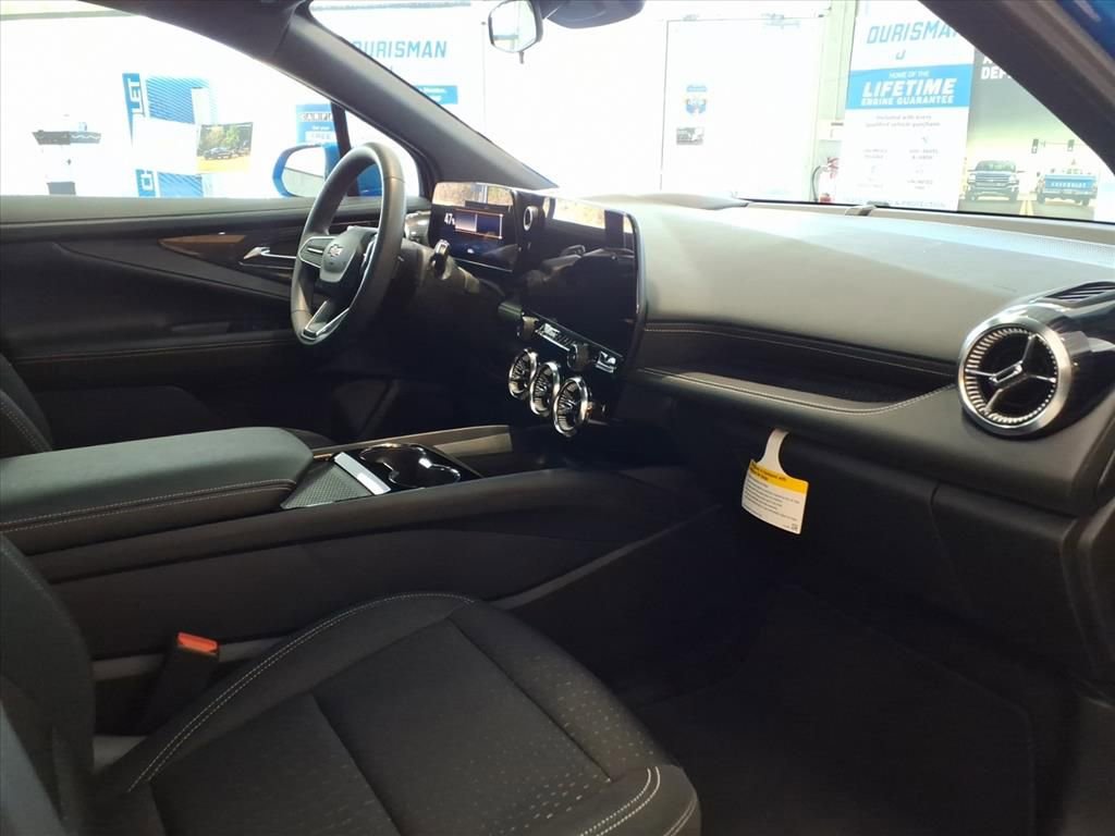 New 2025 Chevrolet Blazer EV LT image 18