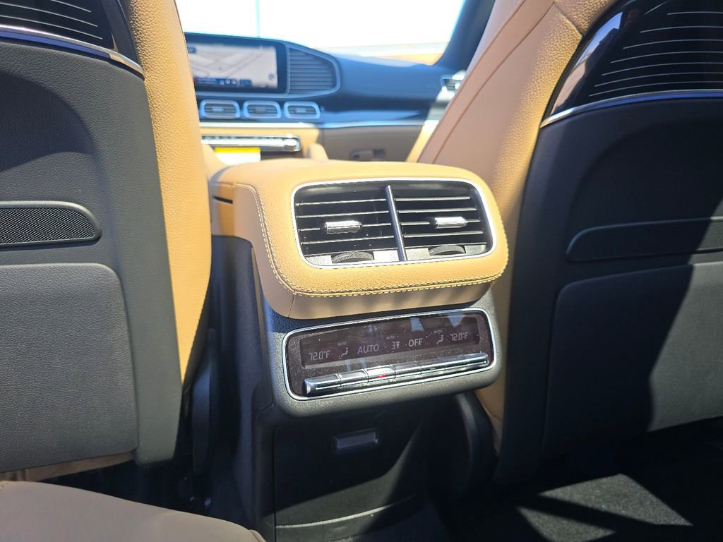 New 2026 Mercedes-Benz GLS 580 4MATIC image 27