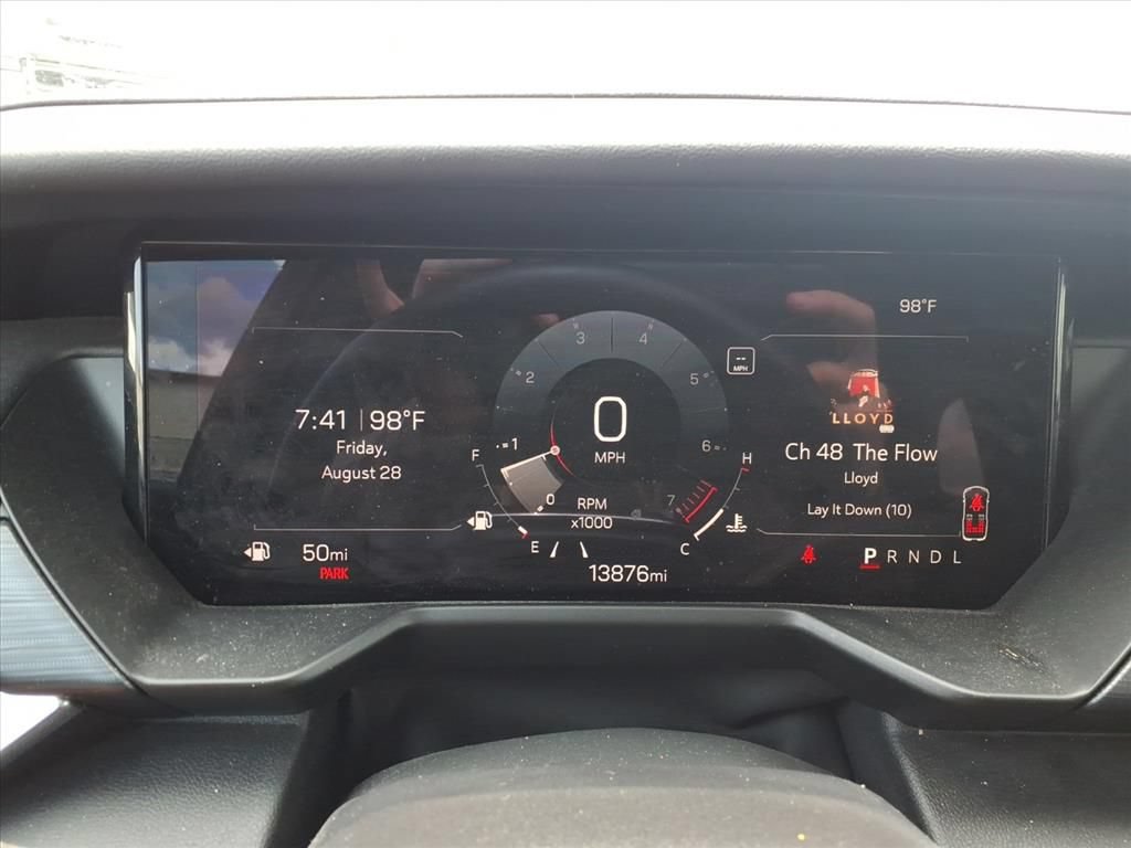 Used 2025 GMC Acadia Elevation w/ Elevation Premium Package FWD image 14