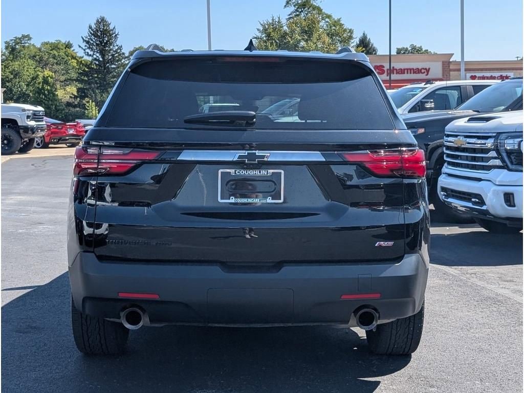 Used 2023 Chevrolet Traverse RS image 7