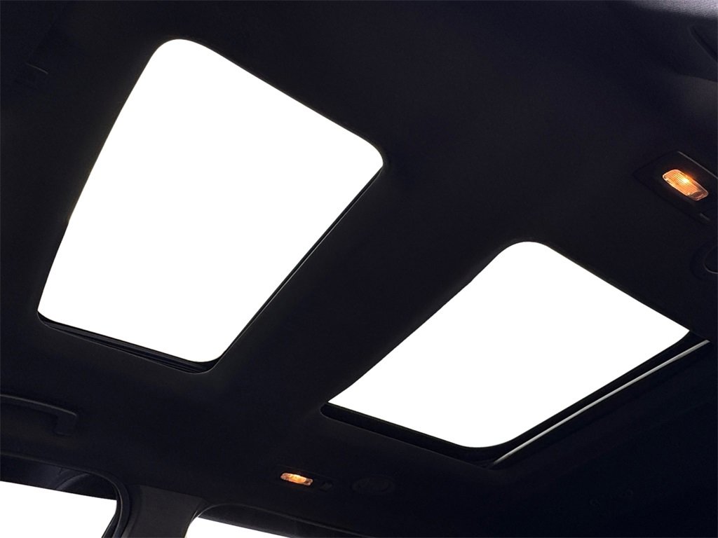 Used 2018 Ford Explorer Limited image 31