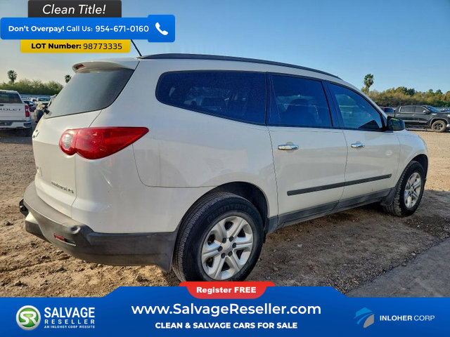 Used 2009 Chevrolet Traverse LS image 4