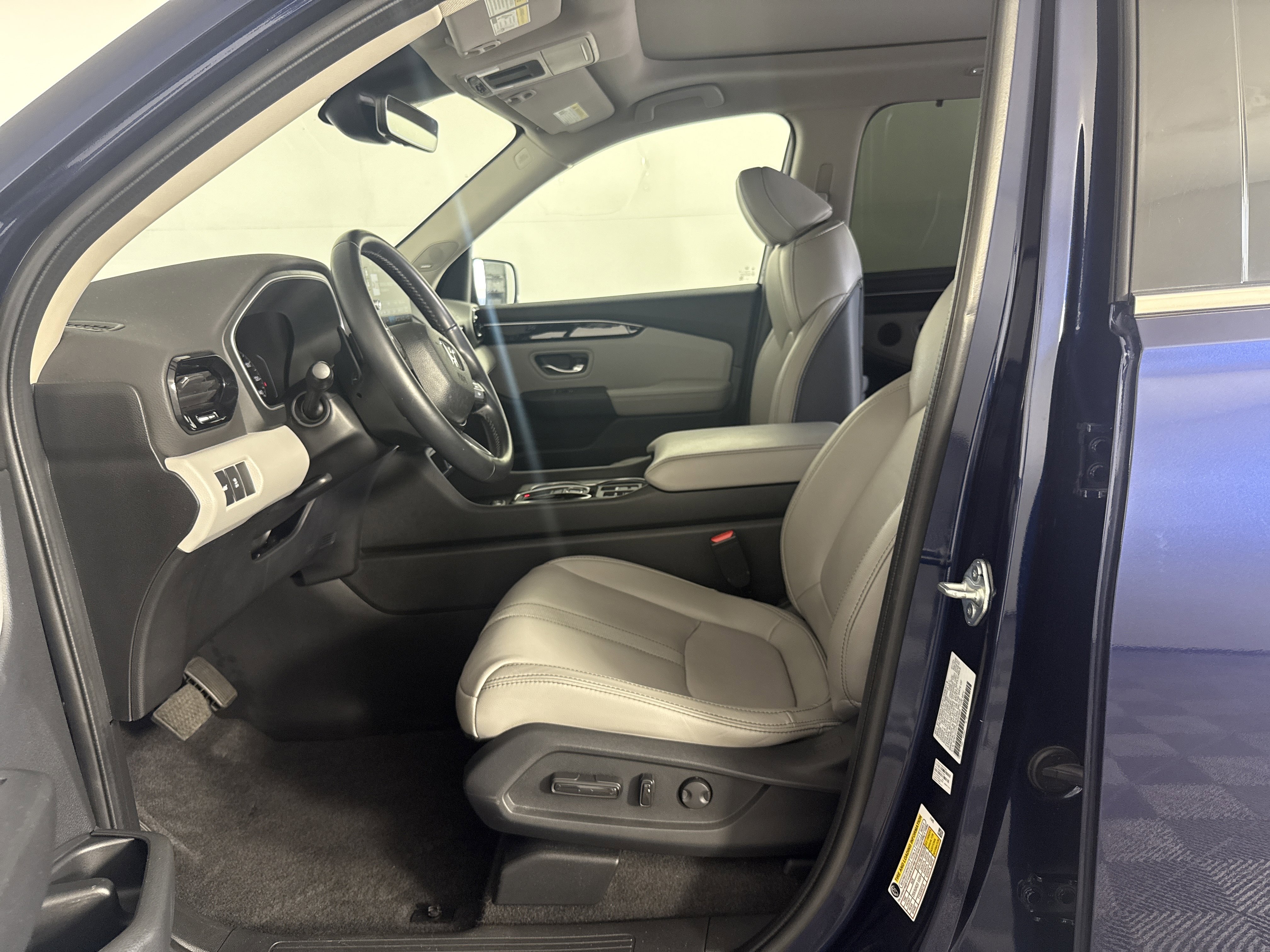 Certified 2023 Honda Pilot Touring image 15