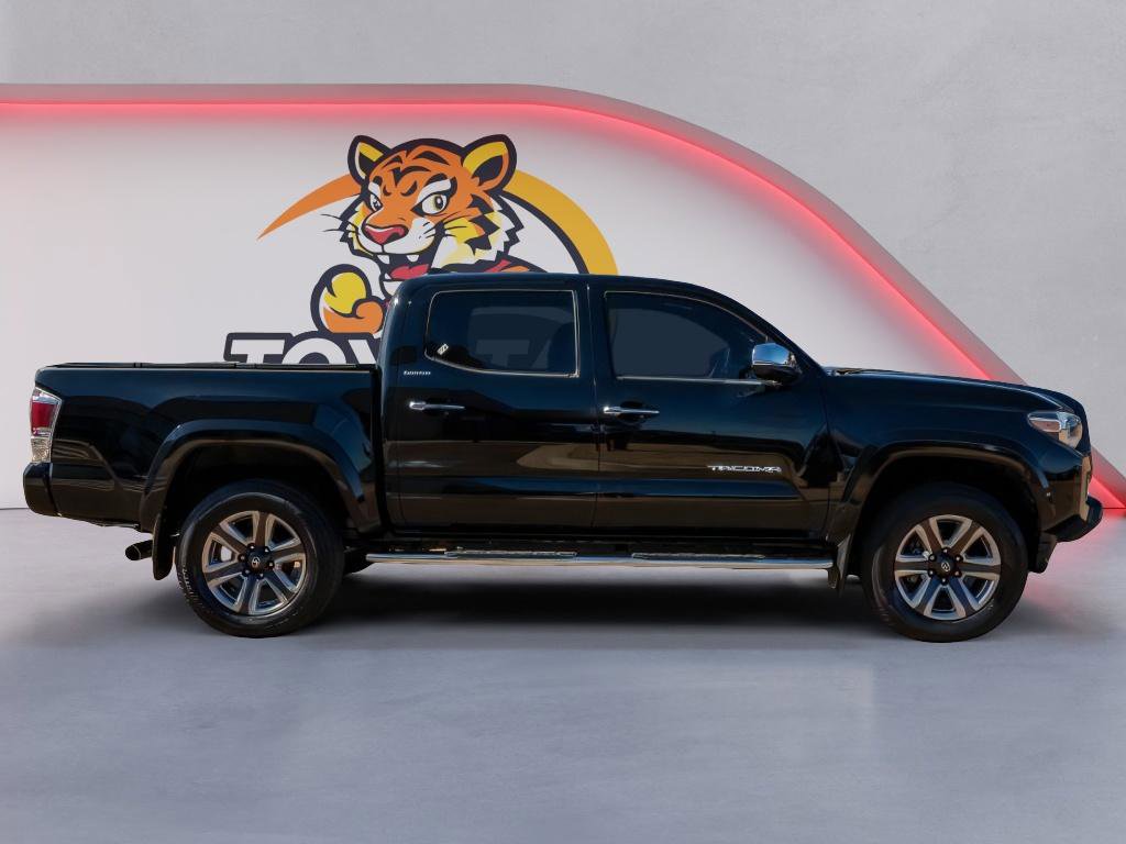 Used 2018 Toyota Tacoma Limited RWD image 4